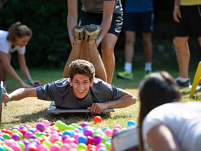 Jetzt Summer Camp buchen und Frühbucherrabatt sichern!