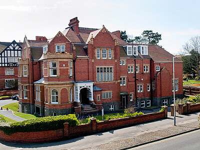 England Sophie M. - Folkestone